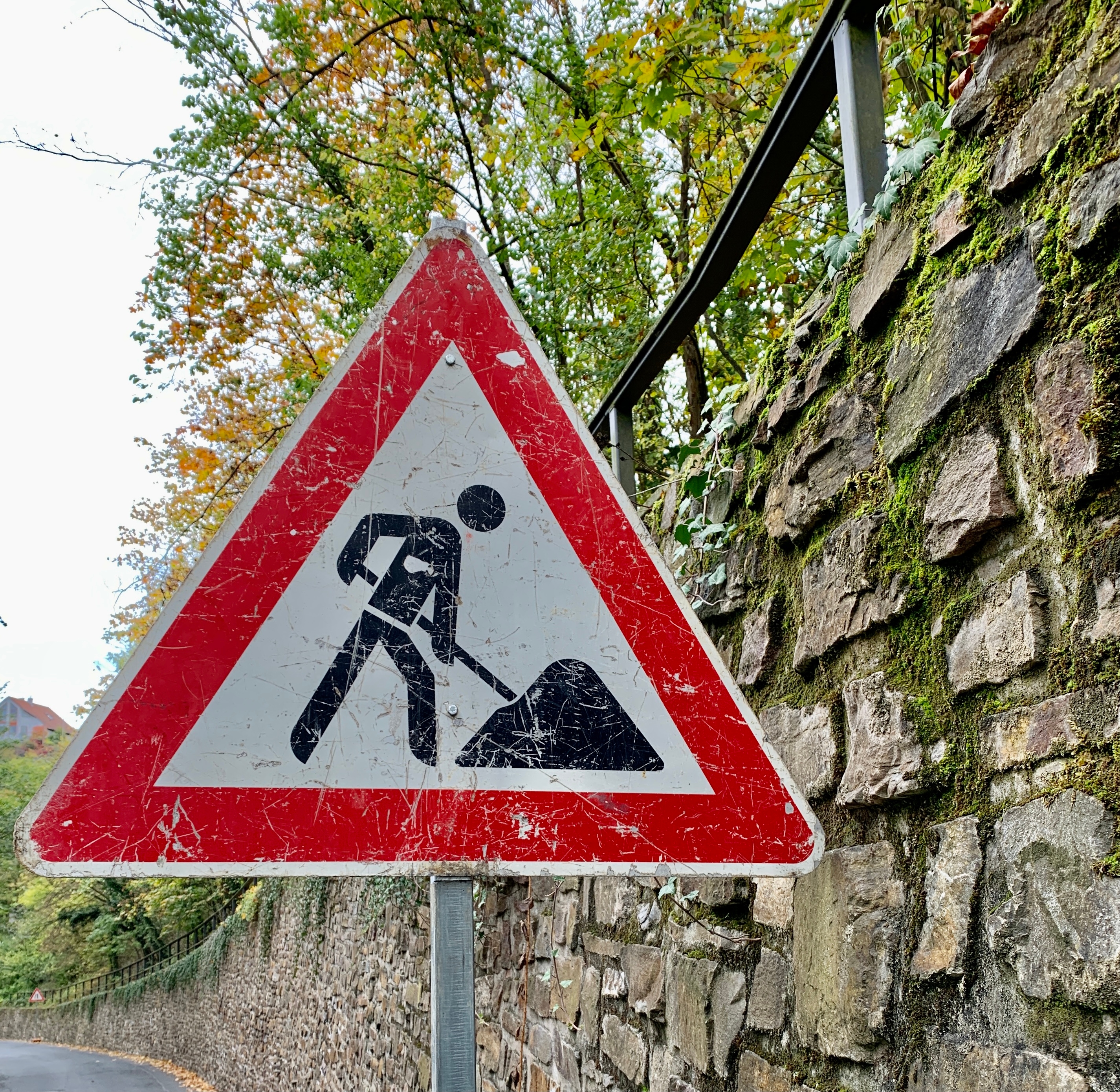 Straßenschild Bauarbeiten Straßenschild Bauarbeiten