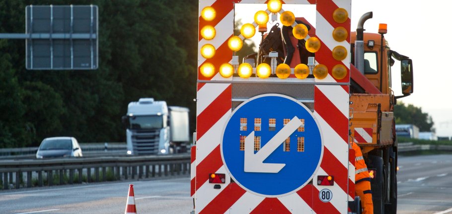 Verkehrsregelung in einer Baustelle