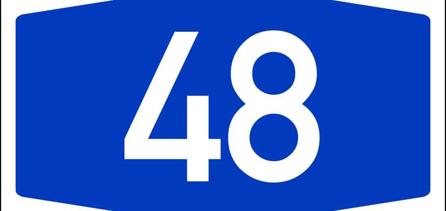 A 48 Das Foto zeigt das Straßenschild A 48