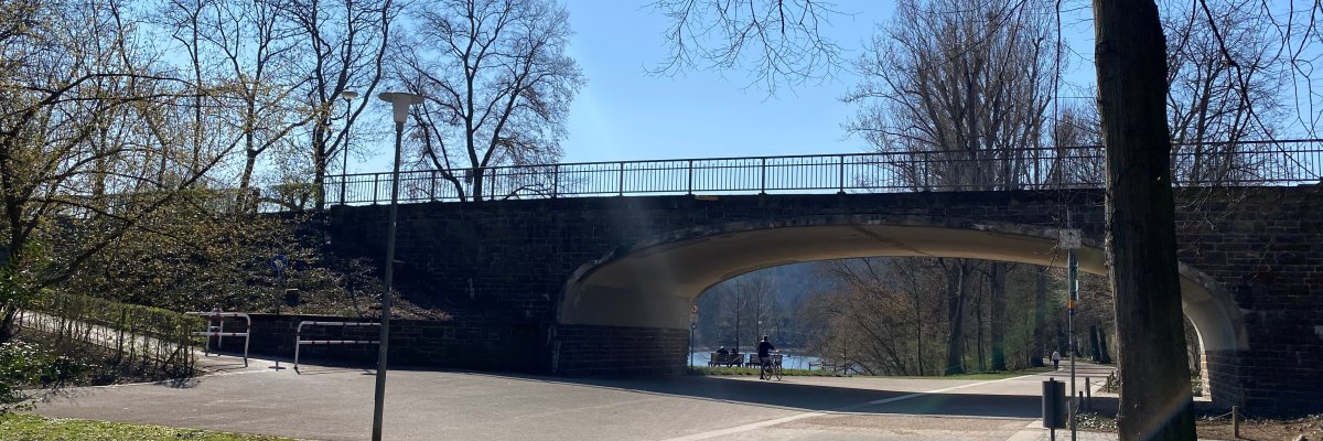 Mozartbrücke in Seitenansicht Mozartbrücke in Seitenansicht