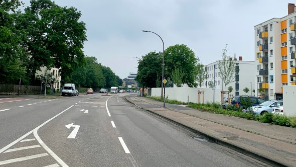 Wallersheimer Weg quer Das Foto zeigt den Wallersheimer Weg in Koblenz.
