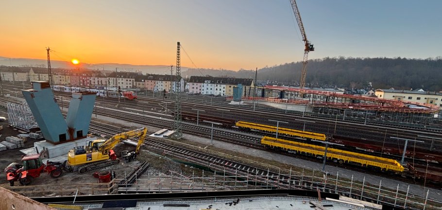 Im Stadtteil Goldgrube ist die Rampe bereits vollumfänglich ersichtlich. 