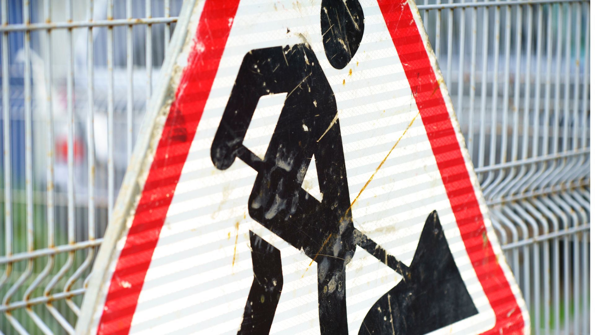 Ein Teilabschnitt der Treppe zwischen Alexanderstraße und Simmerer Straße wird kurzfristig fertiggestellt.
